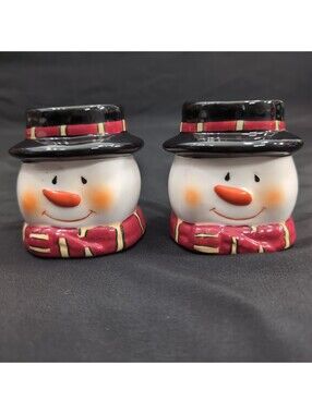 Charming Ceramic Snowman Salt & Pepper Shakers Set